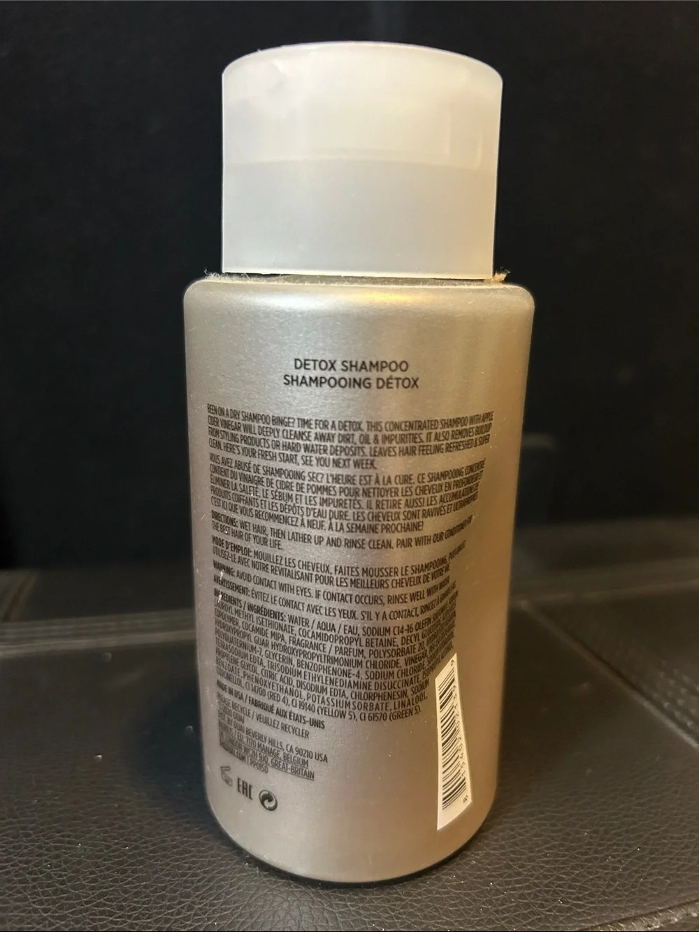 OUAI Detox Shampoo - all hair types - Full Size 10 fl oz/ 300 ml